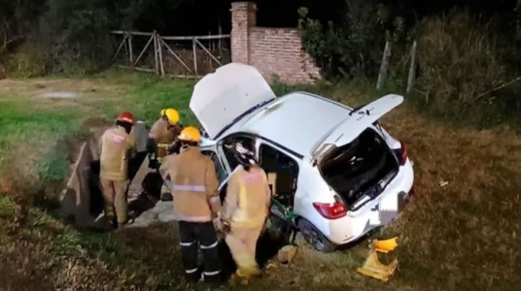 Murió un hombre tras la explosión de su celular mientras lo cargaba en el&nbsp;auto