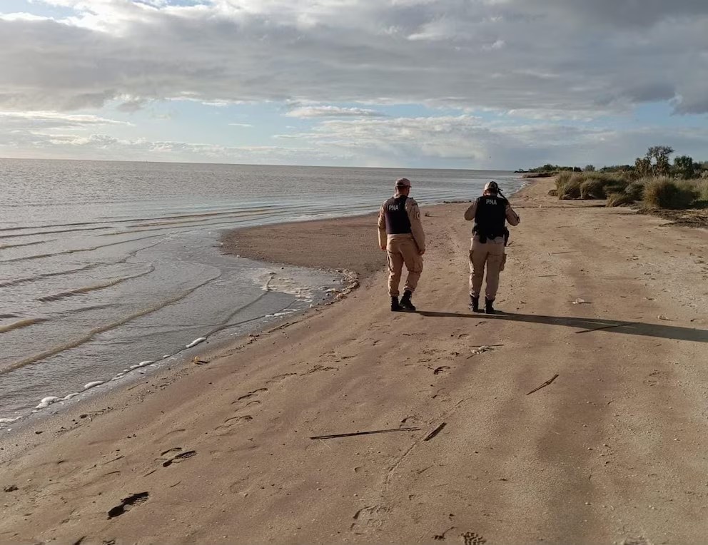 Prefectura amplió el operativo para encontrar a los dos kayakistas&nbsp;desaparecidos